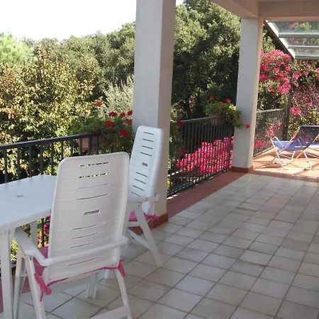 Sleeps 4 Air Con Cefalù