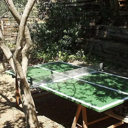 Sleeps 4 Air Con Apartment